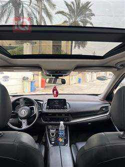 نيسان روج